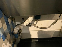 Tork, euro wastafel, papier- en zeepdispensers - afbeelding 5 van  9