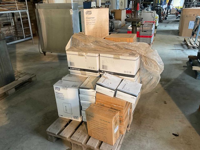 Tork h3 classic system handdoek dispenser (3x) - afbeelding 2 van  2