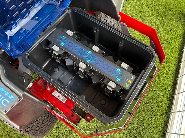 Toro - emr4275 zero-turn - ride on lawn mower - 2024 - afbeelding 7 van  18