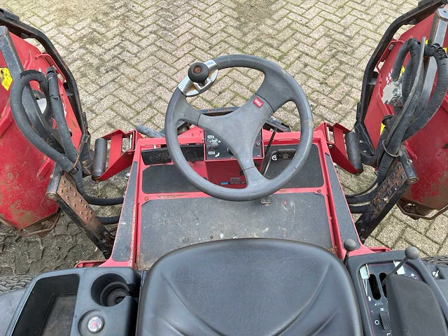 Toro groundmaster 4500d grasmaaier 4 wheel drive - afbeelding 9 van  24