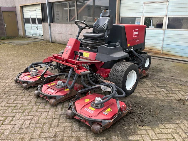 Toro groundmaster 4500d grasmaaier 4 wheel drive - afbeelding 1 van  24