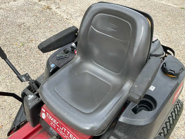 Toro timecutter zs 4200 grasmaaier - afbeelding 7 van  11