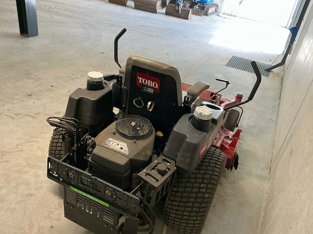 Toro z master 0 turn grasmaaier - afbeelding 6 van  10