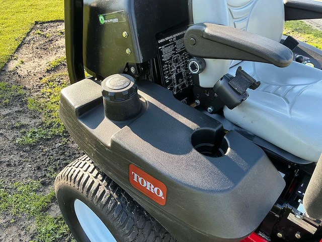 Toro z master zero-turn zitmaaier - afbeelding 3 van  8