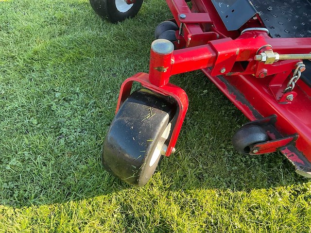 Toro z master zero-turn zitmaaier - afbeelding 7 van  8