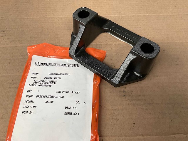 Torque rod bracket - afbeelding 1 van  3