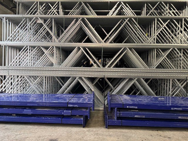Torri - palletstelling 58 meter (820cm hoog) gegalvaniseerde staanders - afbeelding 5 van  11