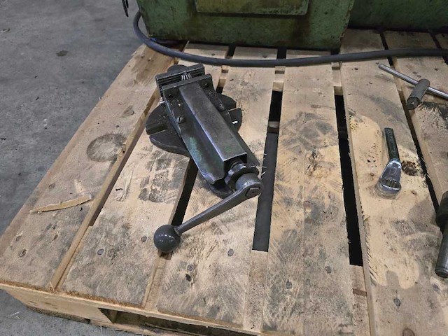 Tos - 1982 - sm16a - universele draaibank - afbeelding 2 van  13