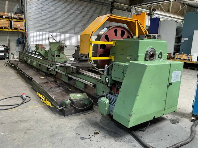 Tos - 1991 - 125x8000mm - horizontale draaibank - afbeelding 26 van  30