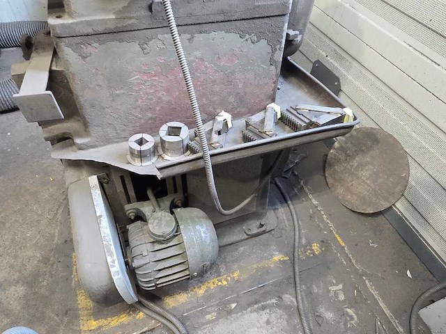 Tos - overige slijpmachines - afbeelding 7 van  8