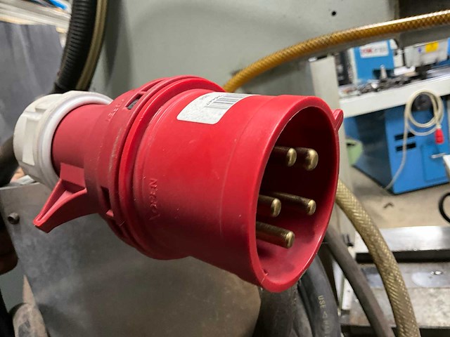 Tos f2v-cnc-e cnc freesmachine - afbeelding 18 van  32