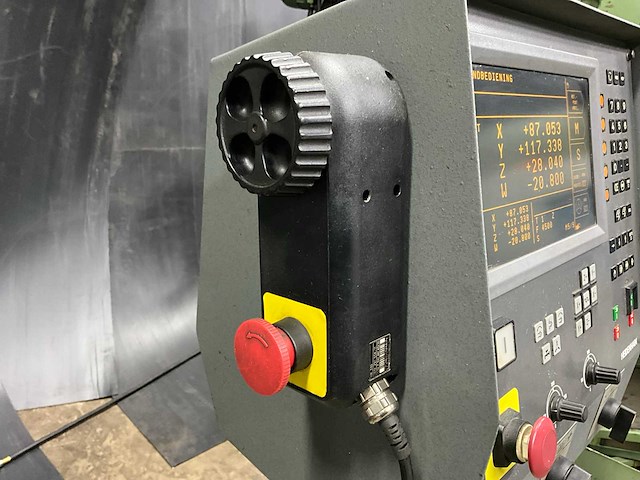 Tos f2v-cnc-e cnc freesmachine - afbeelding 2 van  31