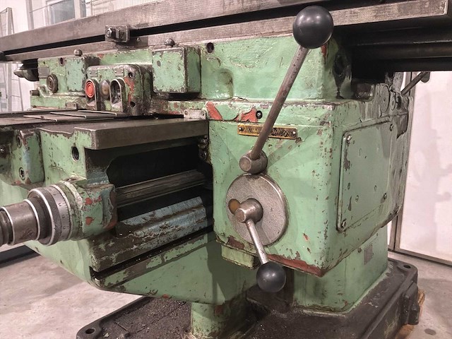 Tos fa3 universele freesmachine - afbeelding 5 van  26