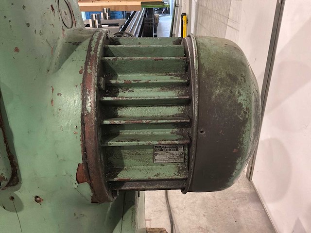 Tos fa3 universele freesmachine - afbeelding 10 van  26