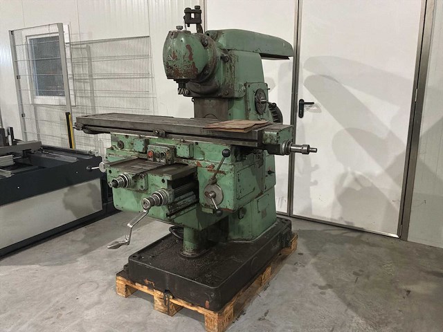 Tos fa3 universele freesmachine - afbeelding 20 van  26