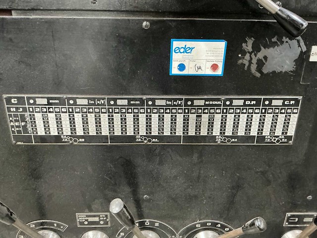 Tos su 150 h universele draaibank - afbeelding 11 van  23