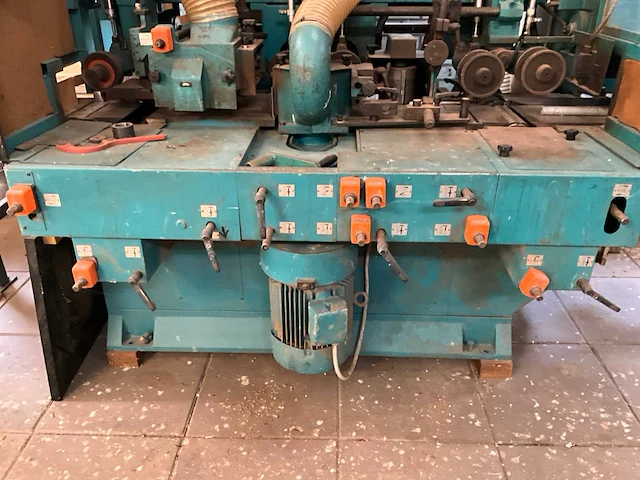 Tos svitavy fwp22 vierzijdige profileer- en schaafmachine - afbeelding 2 van  20