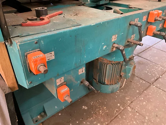 Tos svitavy fwp22 vierzijdige profileer- en schaafmachine - afbeelding 7 van  20