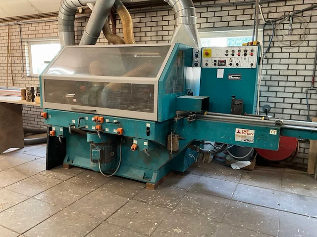 Tos svitavy fwp22 vierzijdige profileer- en schaafmachine - afbeelding 1 van  20