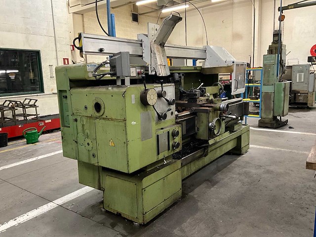 Tos trenchin sui 40a/1500 horizontale draaibank - afbeelding 1 van  16
