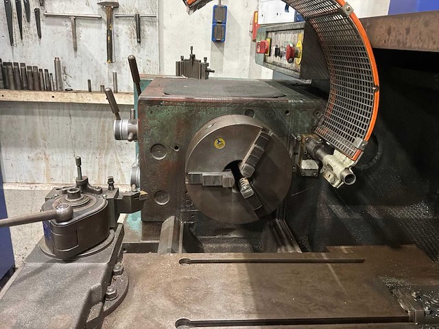 Tos trencin sui 40 / 1500 draaibank - afbeelding 6 van  11