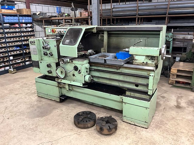 Tos trencin sui 40_50 horizontale draaibank - afbeelding 1 van  14