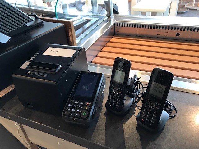 Toschiba, ibm touchscreen kassysteem - afbeelding 3 van  10