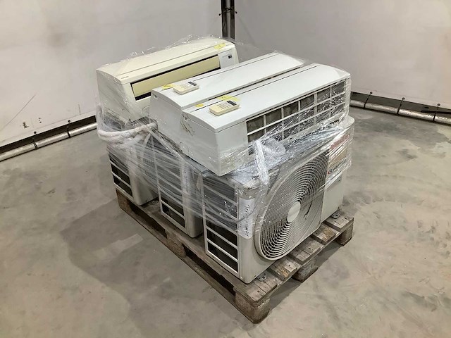 Toshiba - airconditioning (3x) - afbeelding 2 van  9
