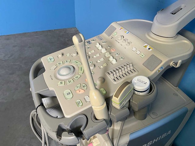 Toshiba - nemio mx / ssa-590a - ultrasound machine - 2011 - afbeelding 4 van  8