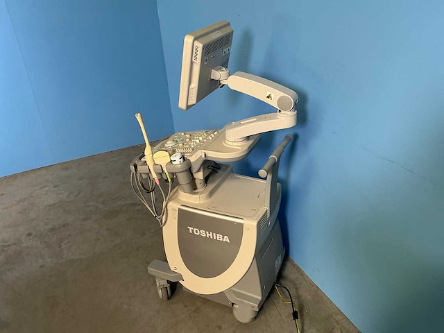 Toshiba - nemio mx / ssa-590a - ultrasound machine - 2011 - afbeelding 1 van  3