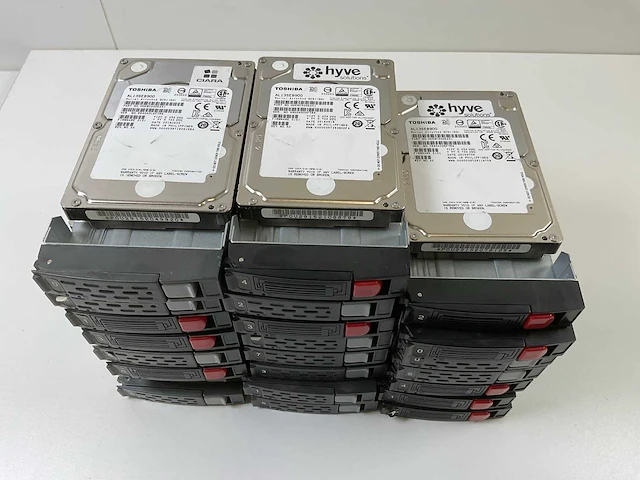 Toshiba 23x 900 gb sas(al13seb900) hdds (23x) - afbeelding 4 van  11