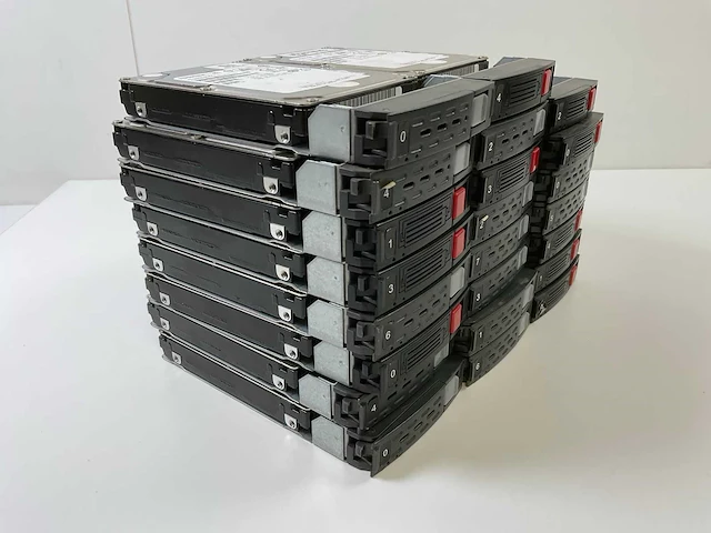 Toshiba 23x 900 gb sas(al13seb900) hdds (23x) - afbeelding 5 van  11