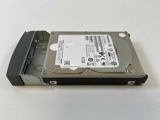 Toshiba 4x 900 gb sas(al15seb090n) hdds (4x) - afbeelding 7 van  9