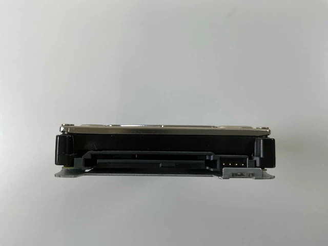 Toshiba 4x 900 gb sas(al15seb090n) hdds (4x) - afbeelding 8 van  9