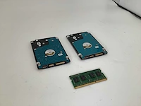Toshiba 500gb sata harde schijf (2x) plus 4gb ddr3 laptop geheugen (1x) computeronderdeel (3x) - afbeelding 2 van  3