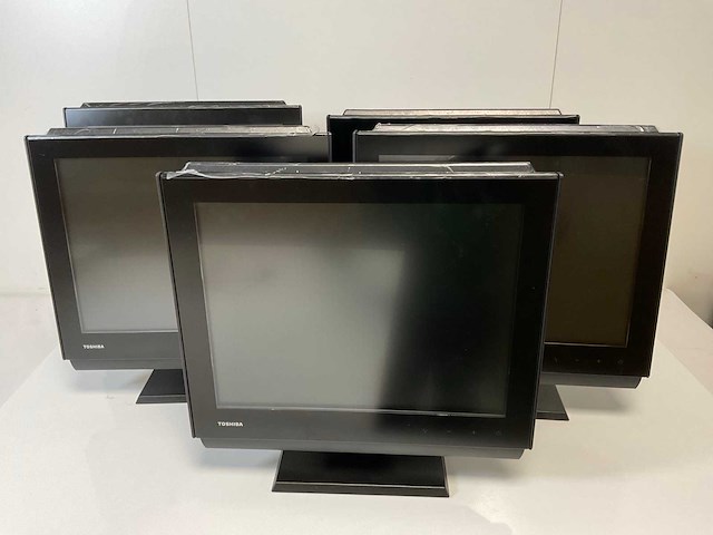 Toshiba (6140e30), celeron(r) j1900, 4 gb, 64 gb all-in-one desktop (5x) - afbeelding 1 van  6