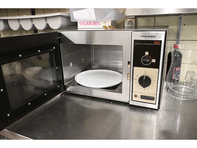 Toshiba 850 magnetron - afbeelding 3 van  3