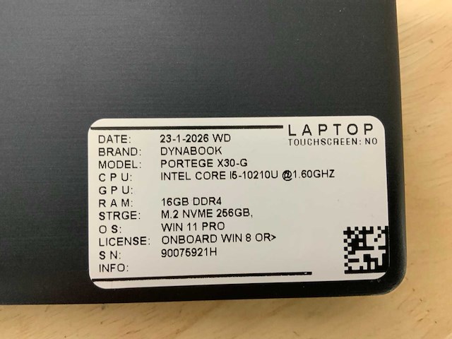 Toshiba dynabook laptop - afbeelding 8 van  8