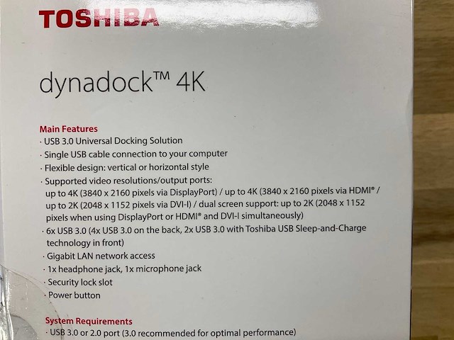Toshiba dynadock 4k dockingstation - afbeelding 2 van  3