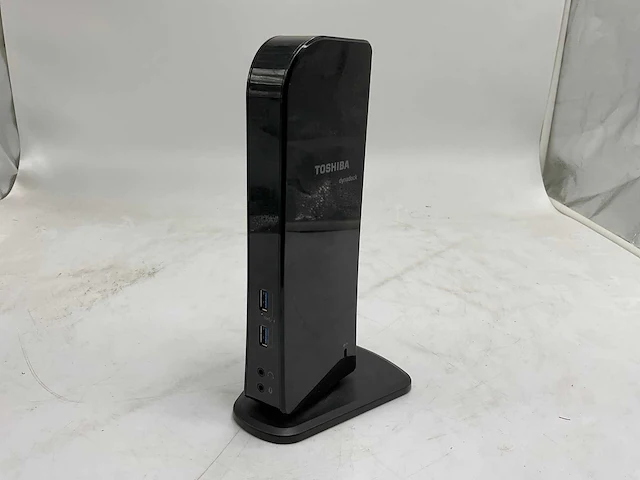 Toshiba dynadock dockingstation - afbeelding 1 van  7