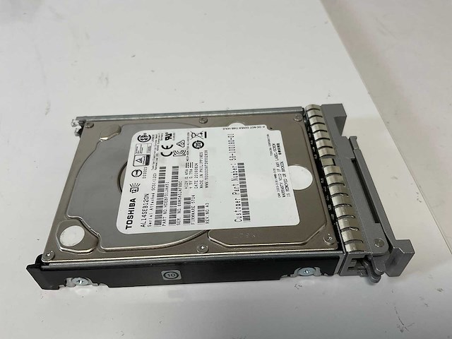 Toshiba (hdebf01jaa51) 1.2 tb sas hdds (42x) - afbeelding 6 van  9