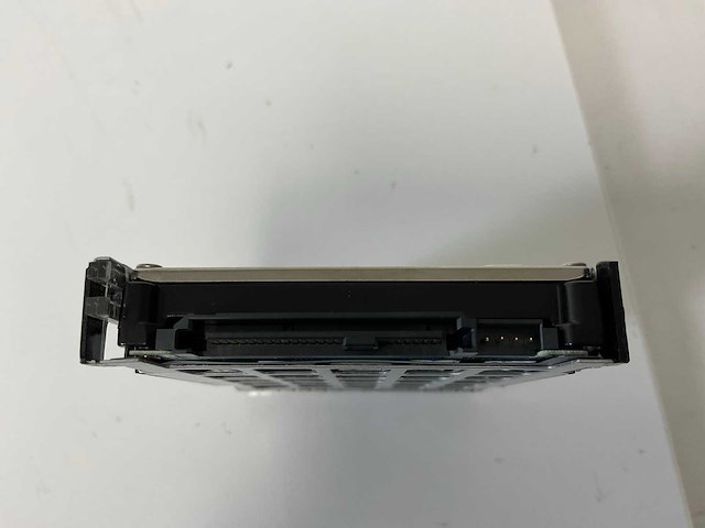 Toshiba (hdebf01jaa51) 1.2 tb sas hdds (42x) - afbeelding 9 van  9