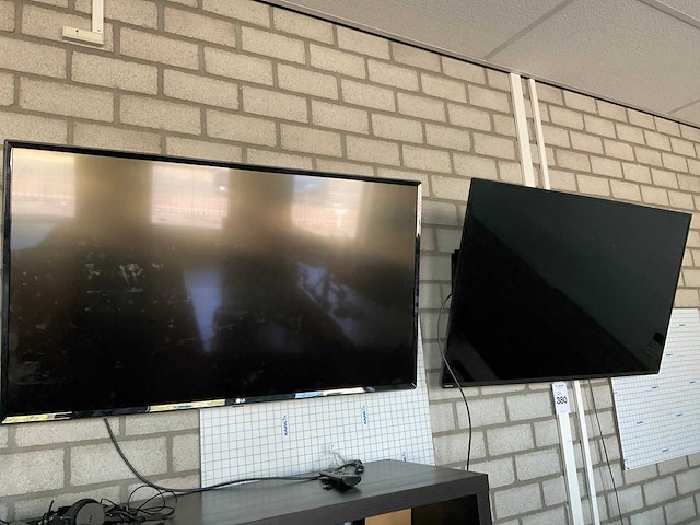 Toshiba, lg televisie - afbeelding 2 van  7