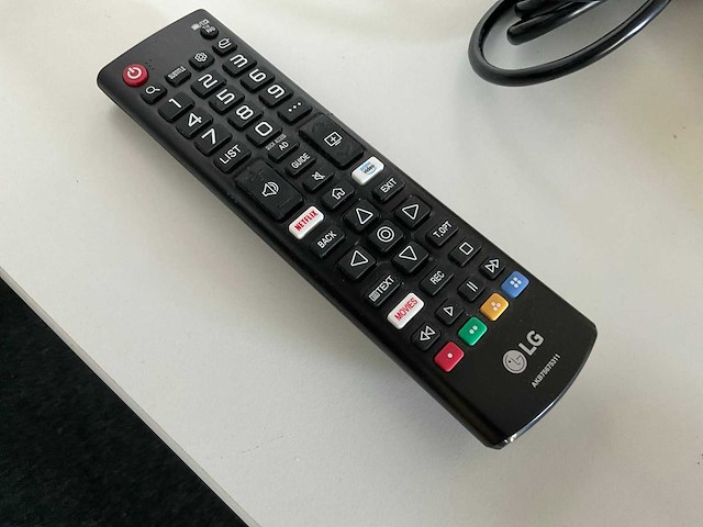 Toshiba, lg televisie - afbeelding 6 van  7
