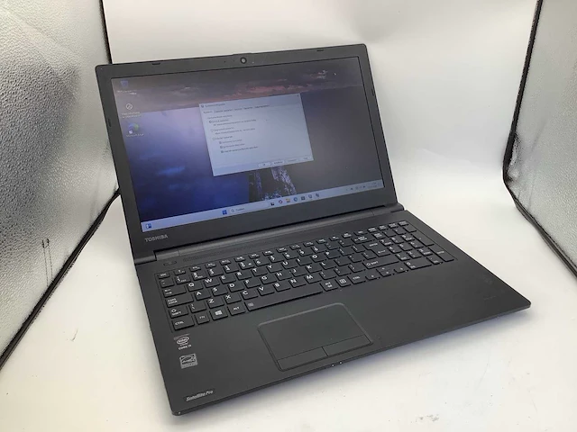 Toshiba satellite pro r50-b i5 laptop - afbeelding 1 van  4