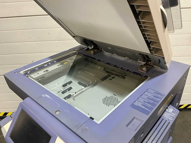 Toshiba studio 3040 cse fc-3040c kleur copieermachine - afbeelding 11 van  13