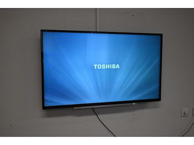 Toshiba televisie - afbeelding 1 van  3