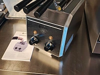Tosti ijzer, hendi