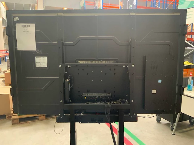 Touch pro - 86" (ots-uhd86v1t1) 4k uhd interactief touchscreen on rolling stand - afbeelding 4 van  5