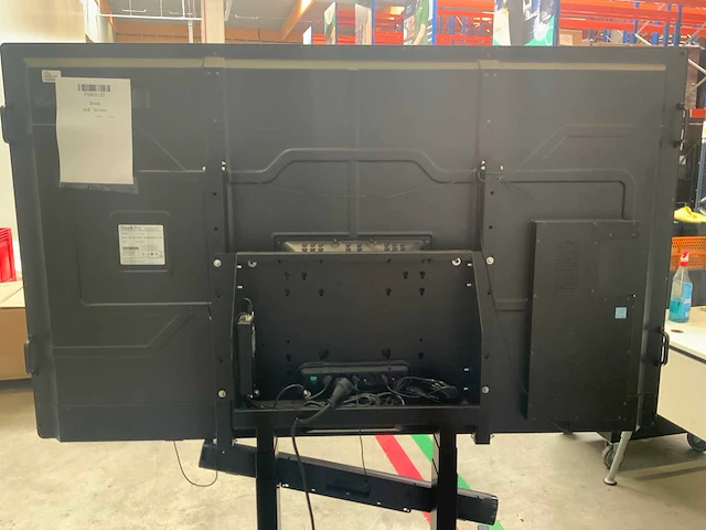 Touch pro - 86" (ots-uhd86v1t1) 4k uhd interactief touchscreen on rolling stand - afbeelding 4 van  5